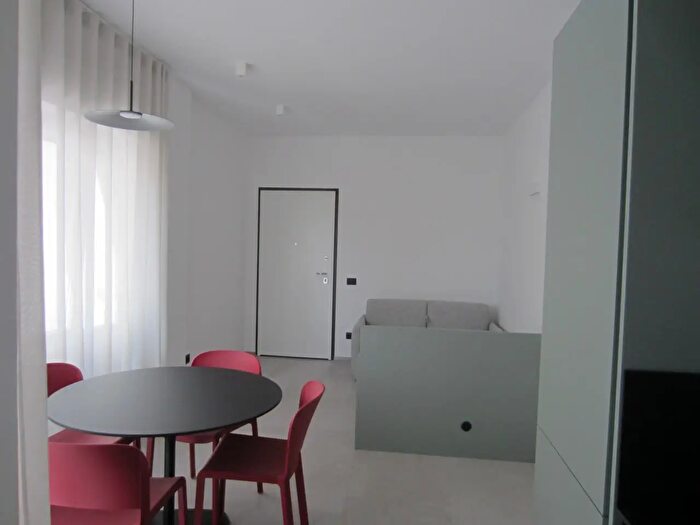 Appartamento trilocale in vendita in Via Bruno Buozzi, Civitanova Marche