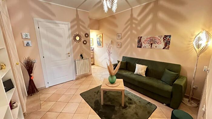 Casa con 5 locali in vendita in Via San Marco, Capena