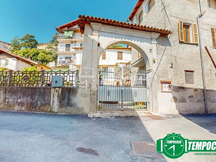 Casa con 5 locali in vendita in Via Alessandria, Strevi