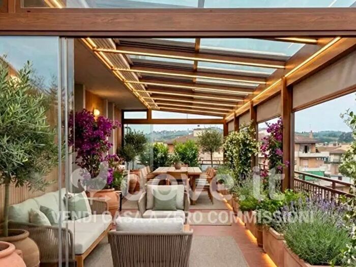 Appartamento quadrilocale in vendita in Viale Francesco Talenti, Firenze