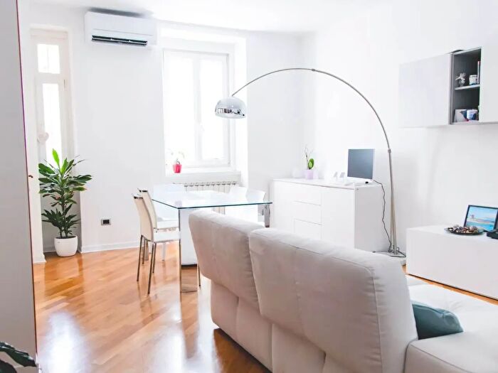 Appartamento bilocale in vendita in Trieste