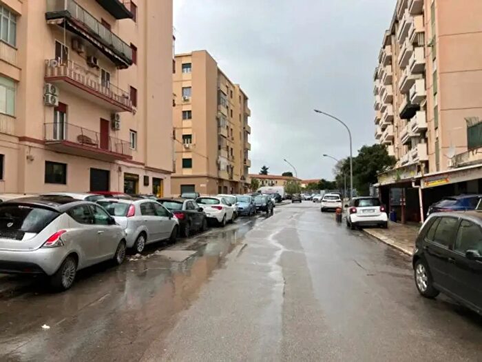 Appartamento quadrilocale in vendita in Via Vincenzo Vitali, Palermo