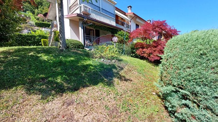 Appartamento trilocale in vendita in Bianzano