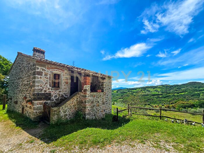 Casa con 5 locali in vendita in Podere Le Rocchette Snc, Roccastrada