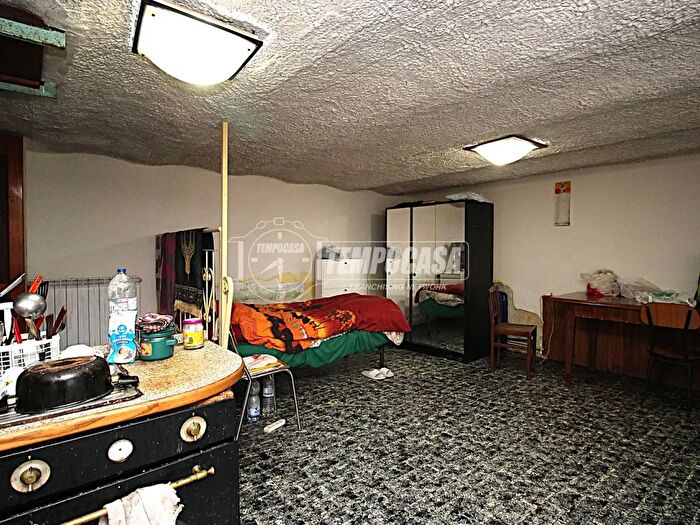 Casa con 6 locali in vendita in Frazione Mazod, Nus