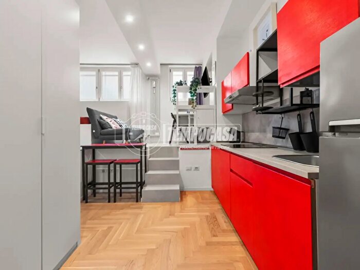 Appartamento monolocale in vendita in Via Val Strona, Milano