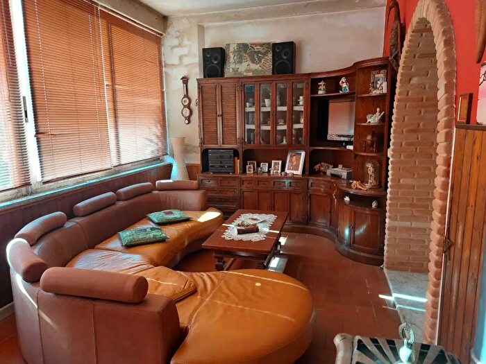 Casa con 7 locali in vendita in Via del Maggiore, Castelnuovo Magra