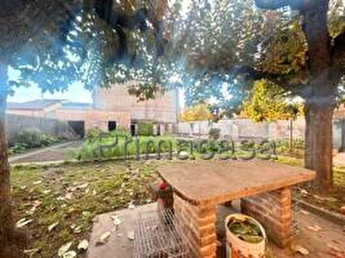 Casa con 10 locali in vendita in Corso della Vittoria, Legnago