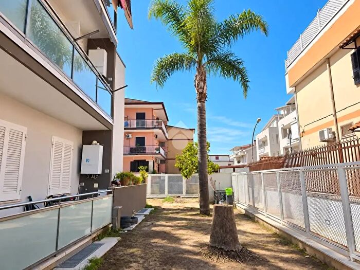 Appartamento trilocale in vendita in Via De Simone, Sant'Arpino