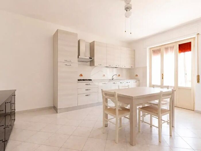 Appartamento trilocale in vendita in Via Spezzaferro, Silvi