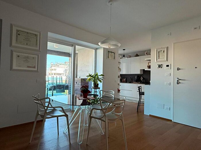 Appartamento bilocale in vendita in Via Francesco Podesti, Senigallia