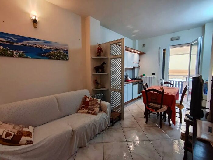 Appartamento bilocale in vendita in Via Pioppi, Otranto