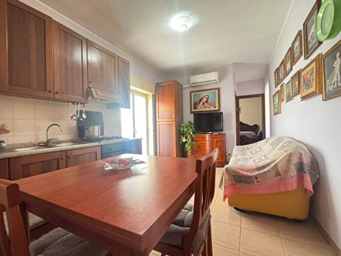 Appartamento quadrilocale in vendita in Via Nazionale, Falcone