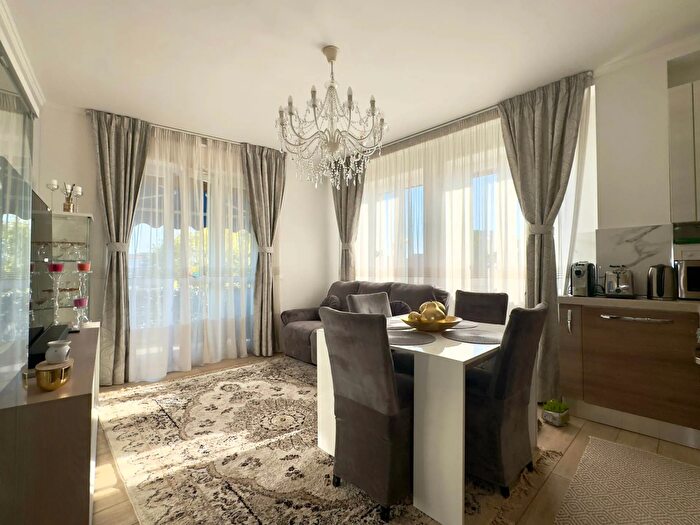 Appartamento trilocale in vendita in Via Achille Grandi, Cinisello Balsamo