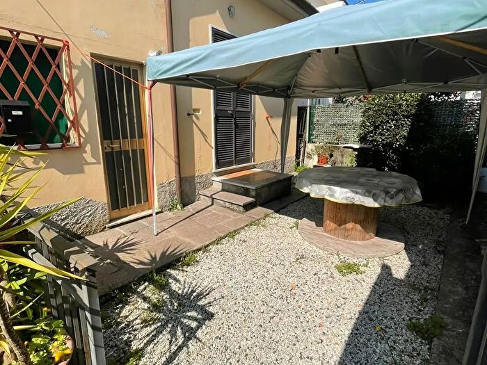 Casa trilocale in vendita in Via Pisanello, Ameglia