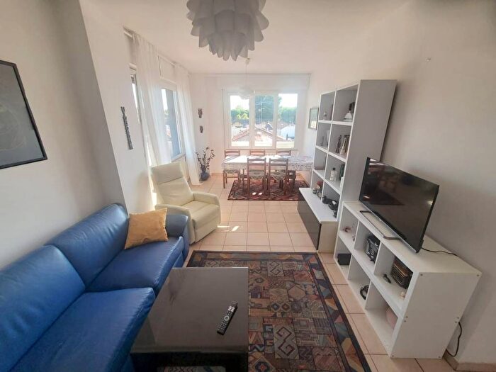 Appartamento bilocale in affitto in Viale Fratelli Ruffini, Paese, Riccione