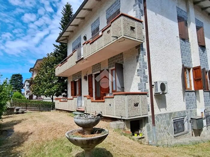 Appartamento quadrilocale in vendita in Via Sandro Pertini, Fornovo Di Taro