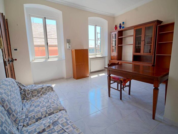 Appartamento monolocale in affitto in Via Vado, Sestri Ponente, Genova