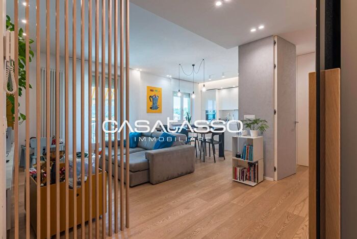 Casa con 12 locali in vendita in Via Carlo Didimi, Treia