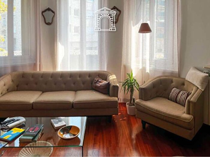 Appartamento quadrilocale in vendita in Via Santa Teresa, Trieste