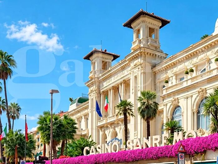 Appartamento trilocale in vendita in Privata Fratelli Asquasciati, Sanremo