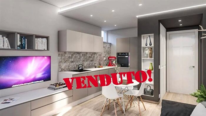 Appartamento trilocale in vendita in Alba, Alba