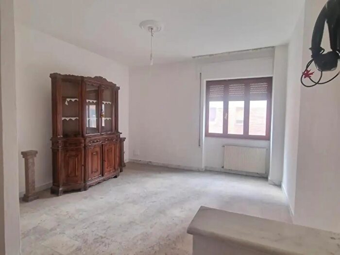 Appartamento quadrilocale in vendita in Carrara