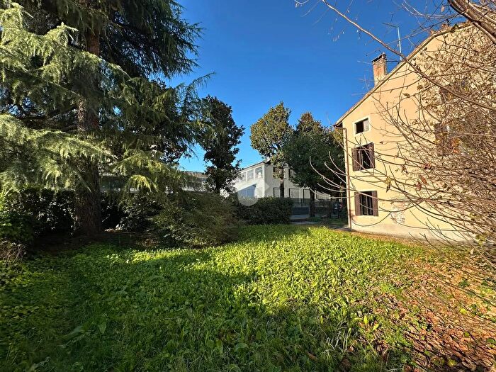 Casa con 5 locali in vendita in Via Rimembranze, Marostica