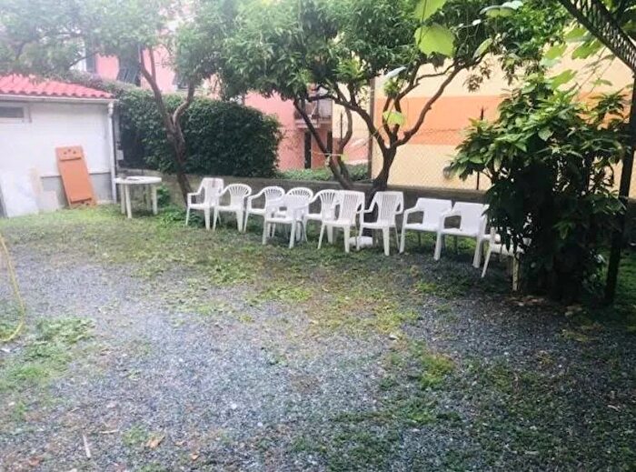 Appartamento quadrilocale in vendita in Via Giuseppe Garibaldi Varazze, Varazze