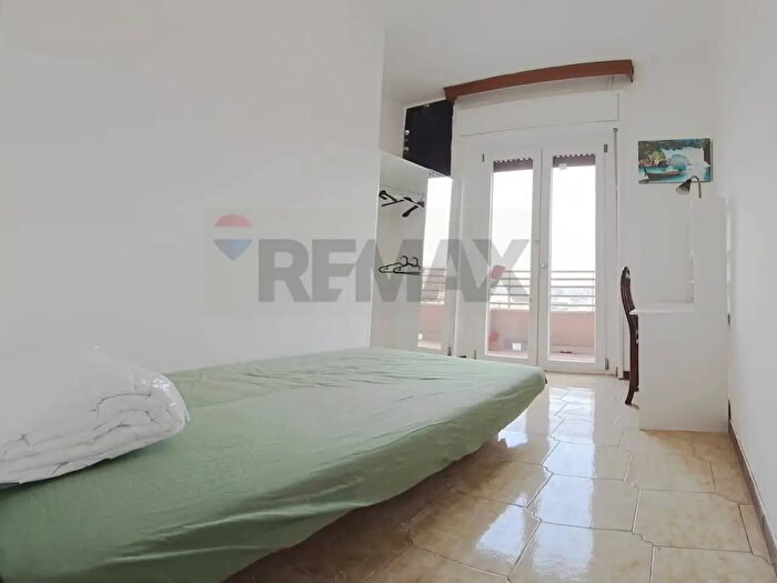 Appartamento trilocale in vendita in Viale Monte Ceneri, Milano