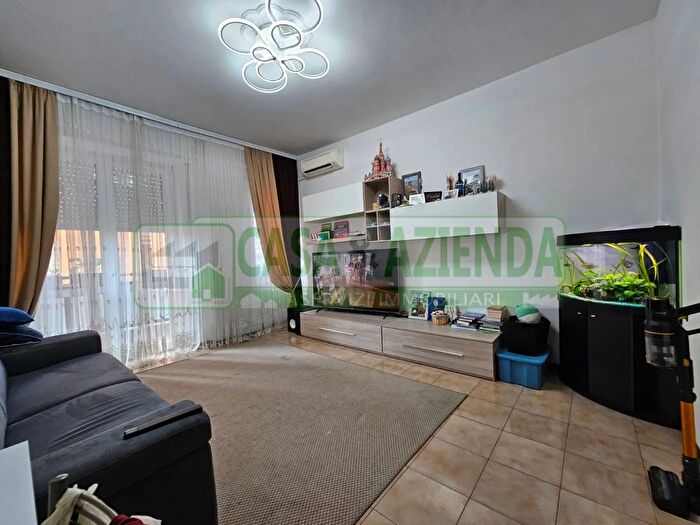 Appartamento trilocale in vendita in Via Cirene, Pioltello