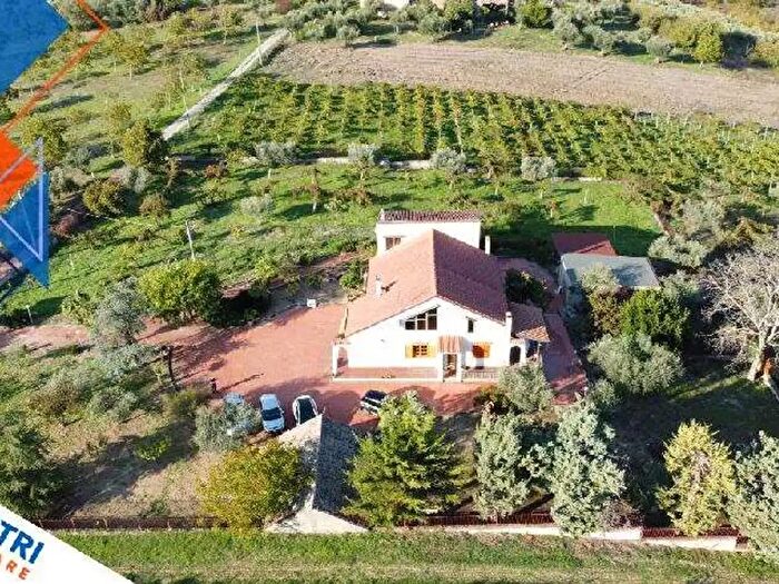 Casa con 10 locali in vendita in Contrada Monterone, San Giorgio Del Sannio