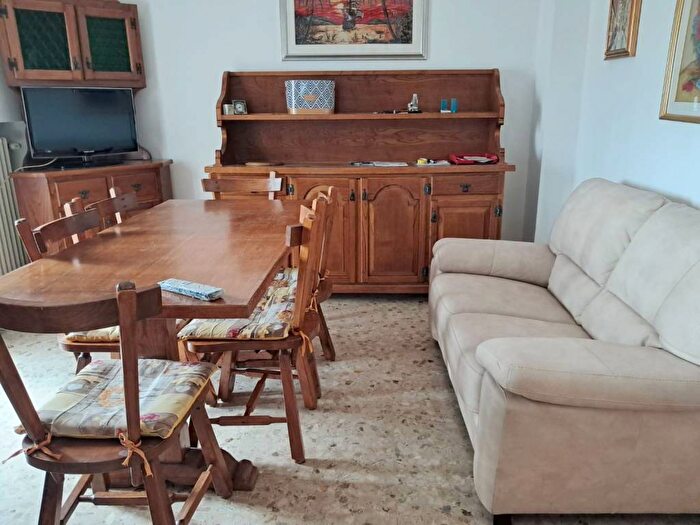 Appartamento con 5 locali in affitto in Via Ospedale Vecchio, Centro, San Bonifacio