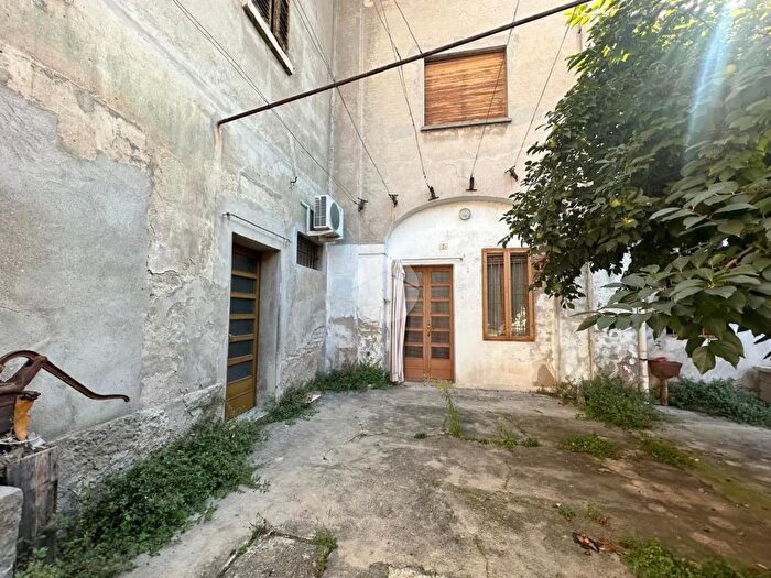 Casa trilocale in vendita in Via Rosa, Acquafredda