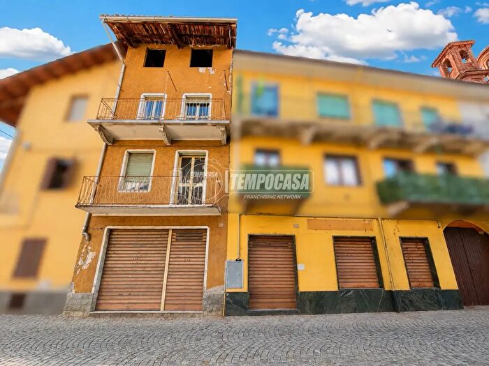 Casa con 6 locali in vendita in Via Torino, Borgomasino