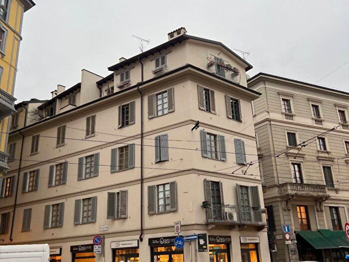 Appartamento bilocale in affitto in Via dei Fabbri, Carrobbio, Milano