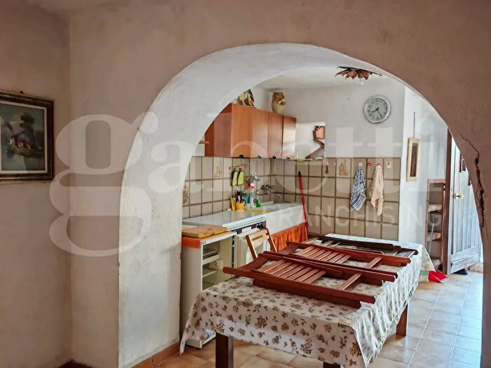 Casa bilocale in vendita in Via Silvano, Venafro