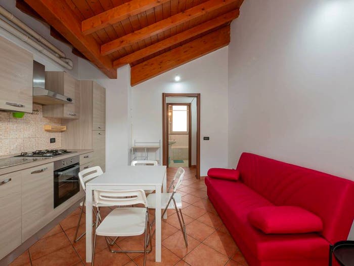Appartamento bilocale in affitto in Via Filippo Baldinucci, Dergano, Milano