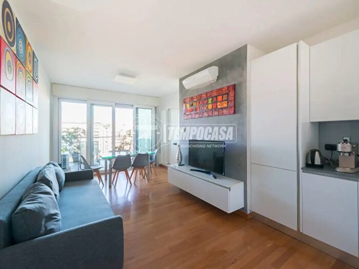 Appartamento bilocale in vendita in Via Vittorio Gassman, Milano