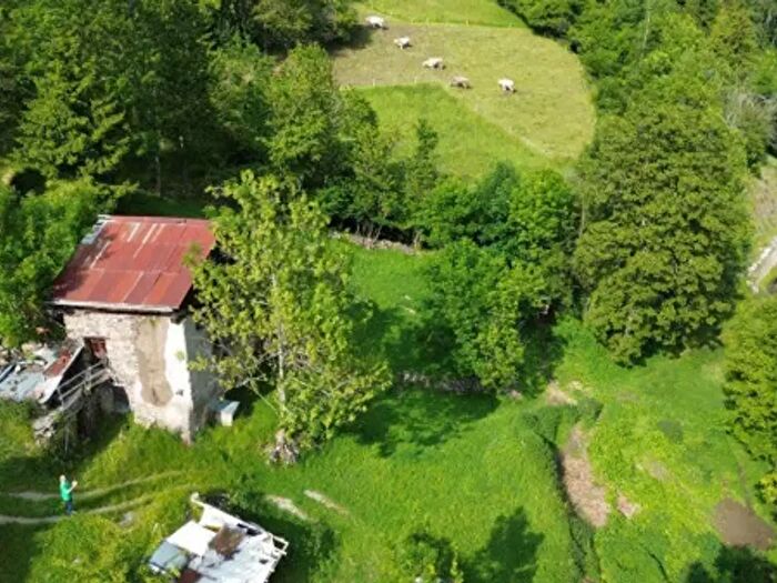 Casa con 5 locali in vendita in Monno