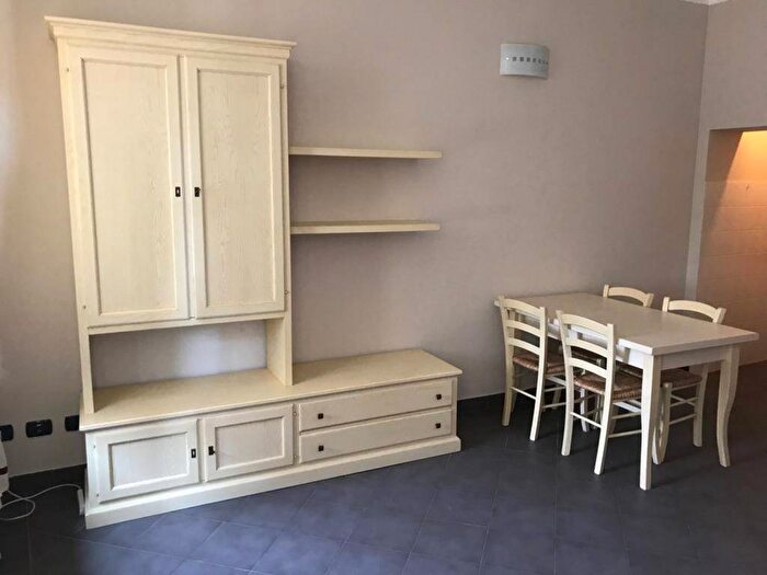 Appartamento bilocale in affitto in Via Monte Suello, Melegnano