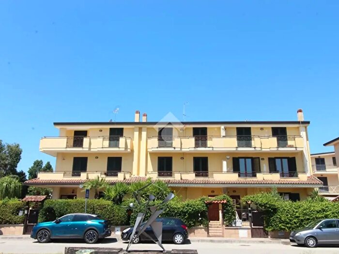 Casa con 6 locali in vendita in Via Palermo, Capodrise