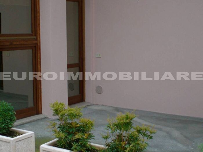 Appartamento trilocale in affitto in Via IV Novembre, Piazza, Gussago