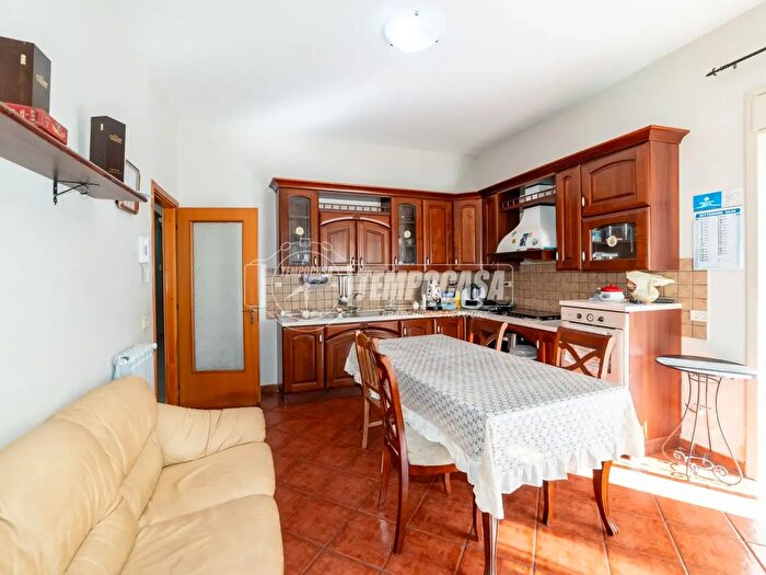 Appartamento quadrilocale in vendita in Via Antonino Abate, Gravina Di Catania