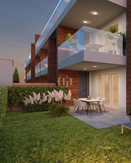 Appartamento quadrilocale in vendita in Viale Guglielmo Marconi, Toscolano Maderno