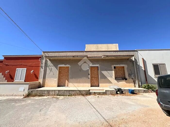 Casa quadrilocale in vendita in Contrada Cutusio, Marsala