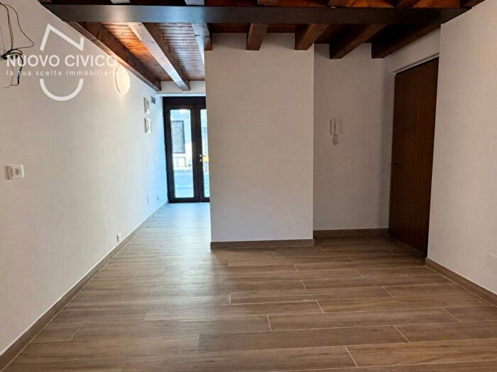 Appartamento monolocale in affitto in Via xx Settembre, Veronetta, Verona