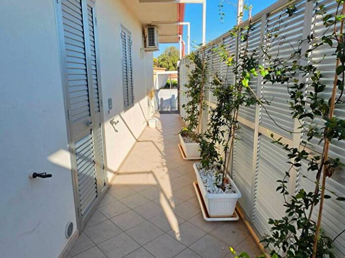 Appartamento trilocale in affitto in Via Gardenia, Caucana Finaiti, Santa Croce Camerina