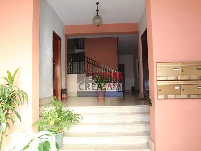 Appartamento con 9 locali in vendita in Via Raffaello Grasso, Giarre