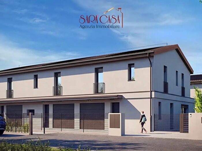 Casa con 5 locali in vendita in Via Volpaccino, Faenza